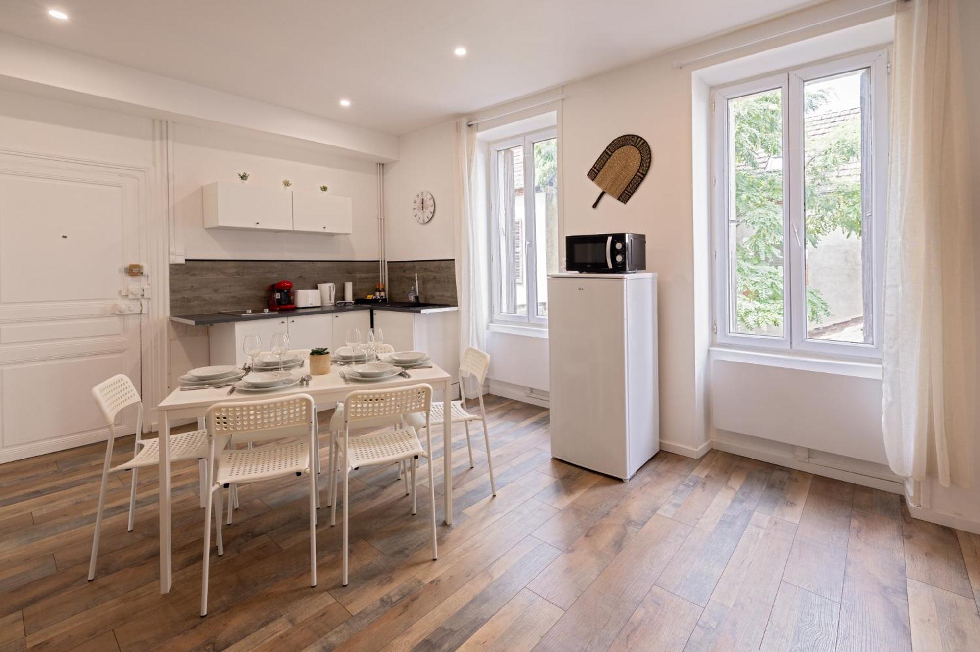 Ld-Location Hotel Montluçon Eksteriør billede